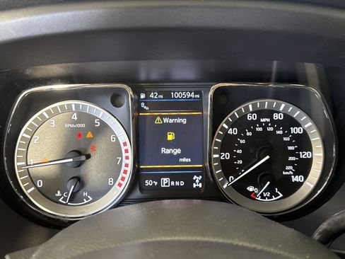 Used 2019 Nissan Titan PRO-4X image 29