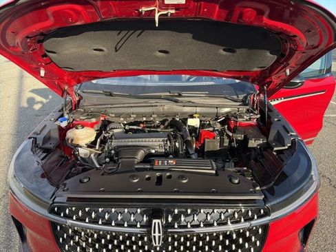 Used 2024 Lincoln Nautilus Reserve image 23