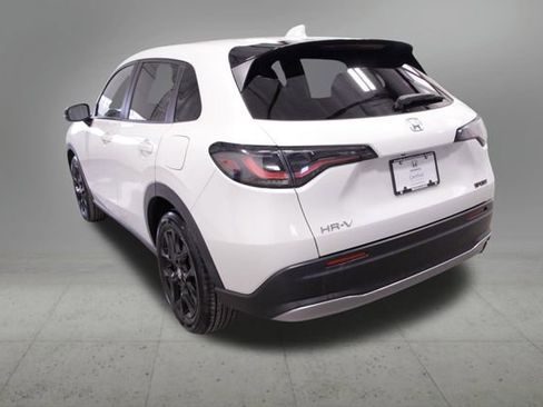 Certified 2024 Honda HR-V Sport image 4