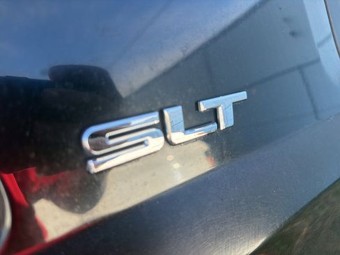 Used 2017 GMC Yukon SLT image 7