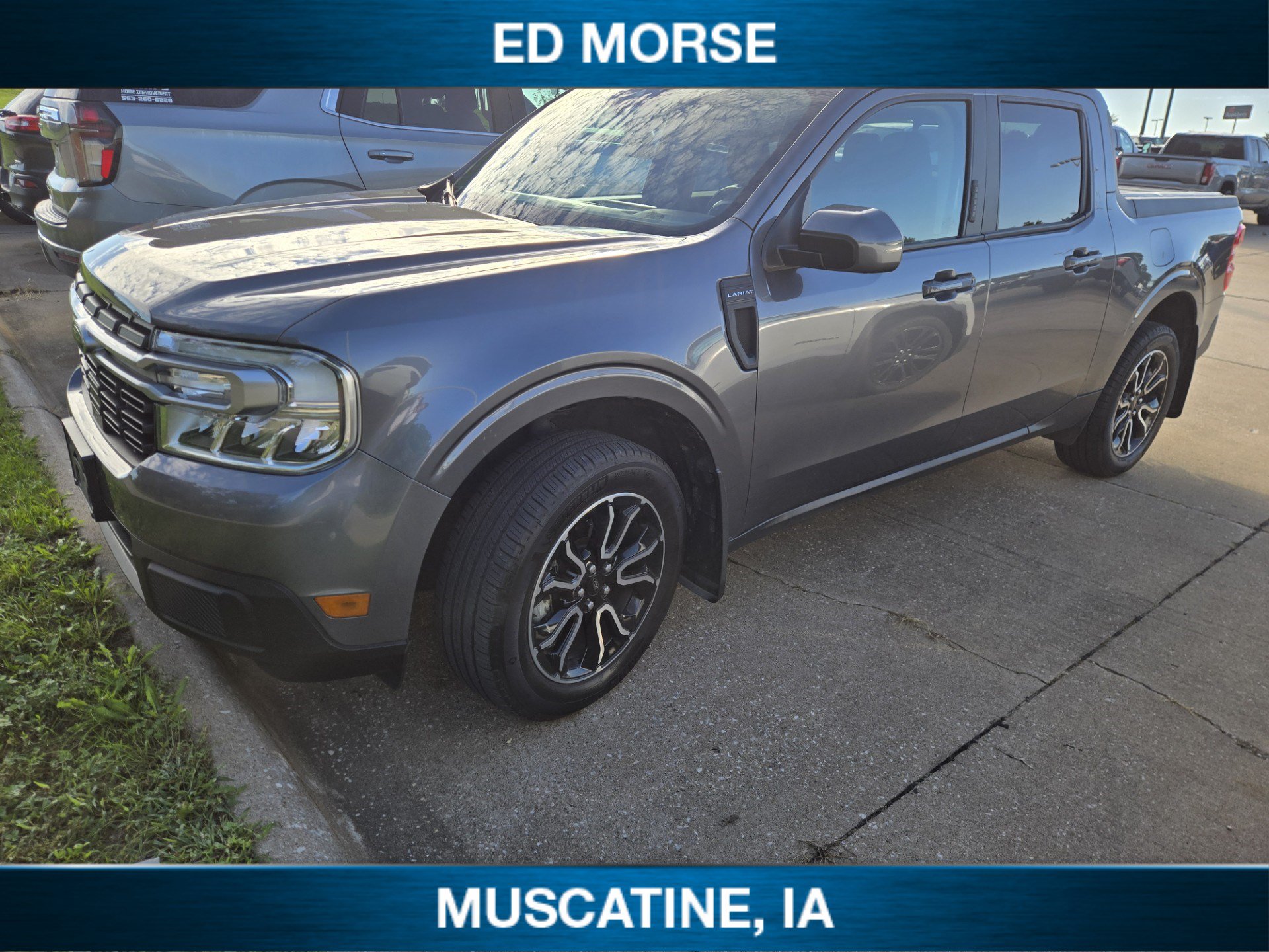 Used 2022 Ford Maverick Lariat w/ Lariat Luxury Package AWD/4WD image 1