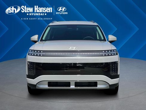 New 2026 Hyundai Ioniq 9 SEL image 13