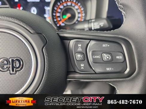 New 2026 Jeep Gladiator Mojave AWD/4WD image 18