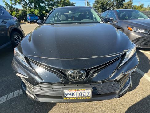 Used 2023 Toyota Camry LE w/ Convenience Package FWD image 2