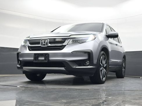 Certified 2019 Honda Pilot Touring image 29