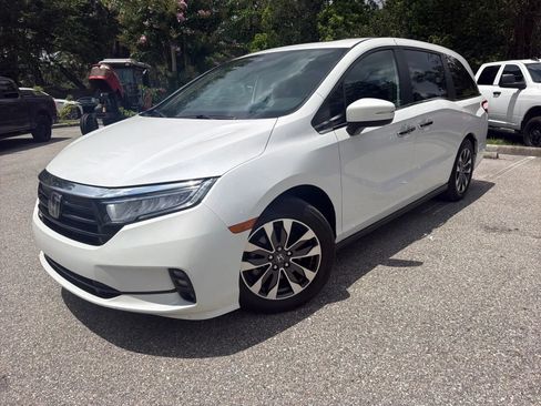 Used 2023 Honda Odyssey EX-L image 2