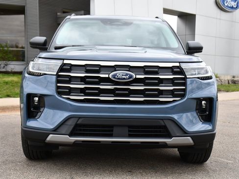 Used 2026 Ford Explorer Active w/ Active Comfort Package AWD/4WD image 10