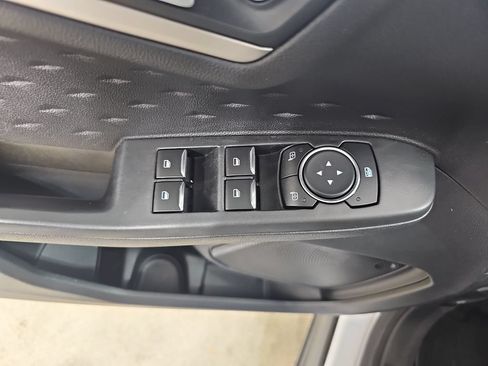 Used 2020 Ford Escape SE AWD/4WD image 32