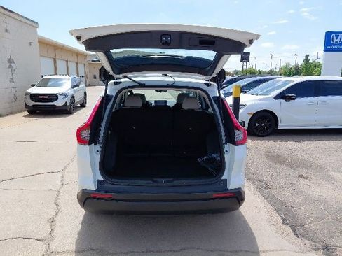 Used 2023 Honda CR-V LX image 32
