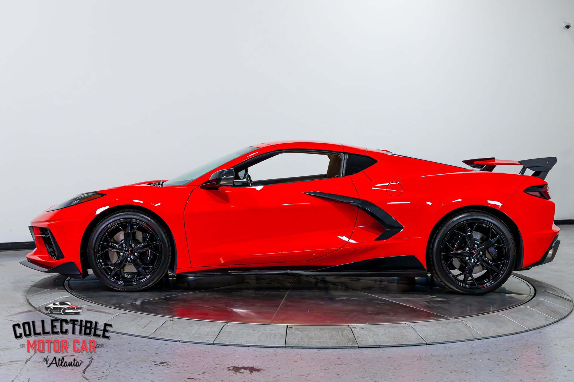Used 2020 Chevrolet Corvette Stingray Preferred Cpe w/ 2LT Preferred Equipment Group RWD image 10