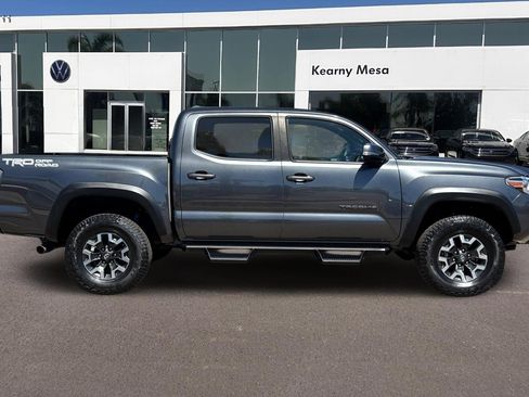Used 2021 Toyota Tacoma TRD Off-Road image 3