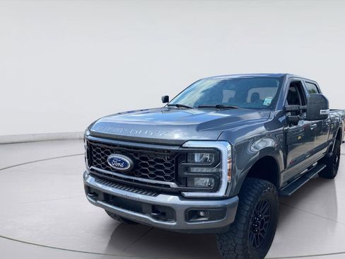 Used 2024 Ford F250 XLT w/ XLT Premium Package AWD/4WD image 1