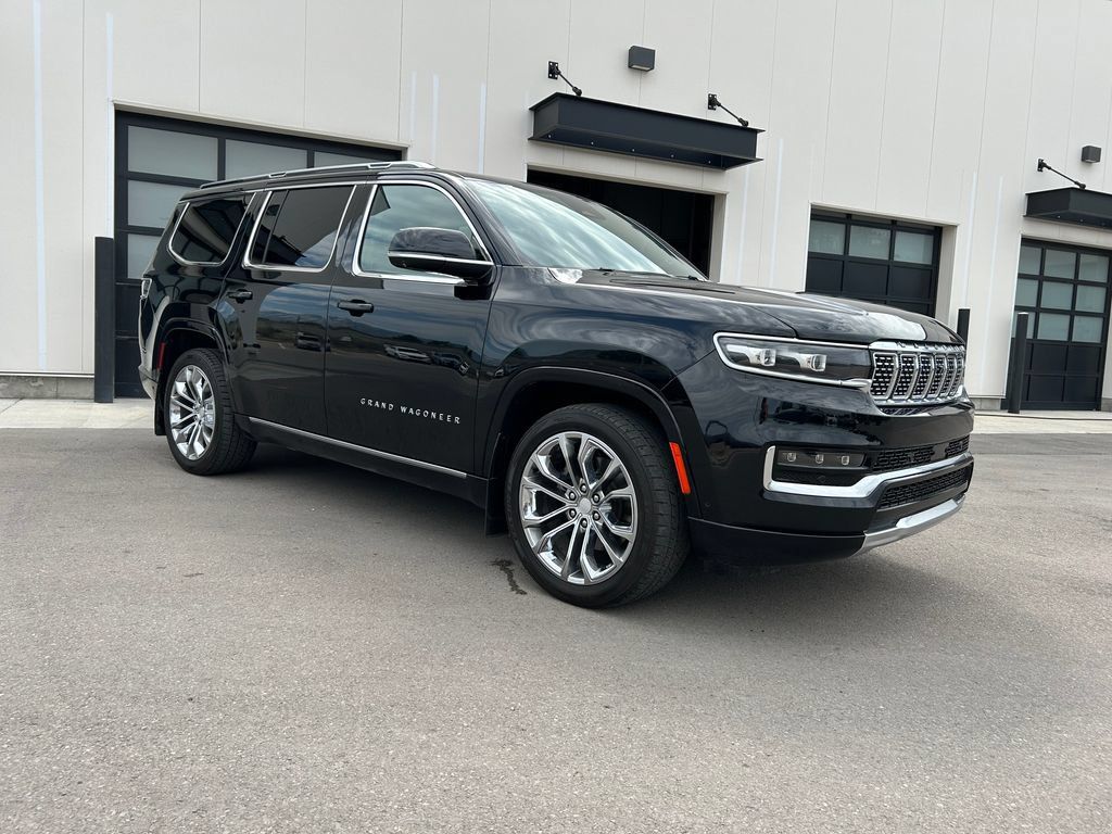Used 2022 Jeep Grand Wagoneer Series II AWD/4WD image 1