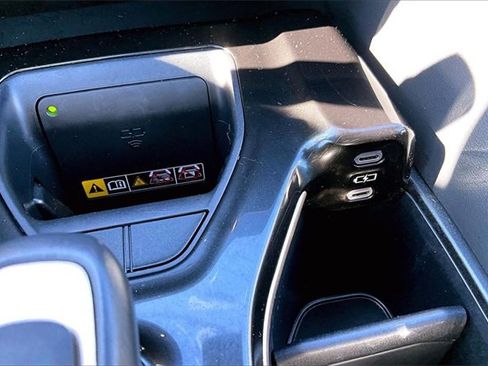 Used 2025 Toyota Crown Signia image 15