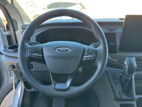 Used 2022 Ford Transit 350 XLT image 11