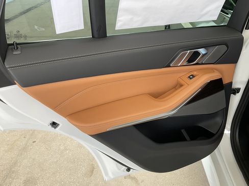 New 2026 BMW X5 xDrive40i w/ M Sport Package image 23