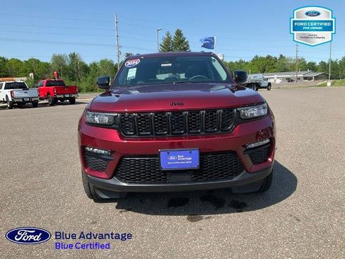 Used 2024 Jeep Grand Cherokee Limited w/ Black Appearance Package AWD/4WD image 28