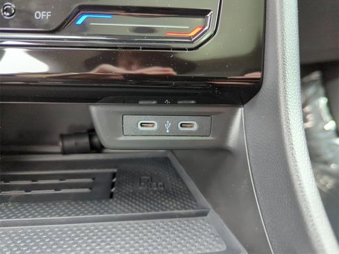 New 2026 Volkswagen Jetta SE image 33