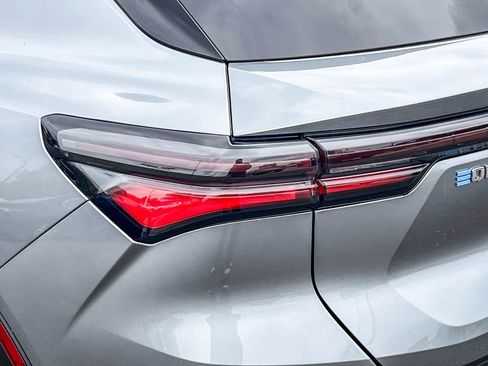 New 2026 Chevrolet Equinox EV LT image 8