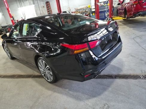 Used 2023 Nissan Altima 2.5 SL image 7