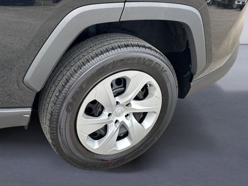 Used 2025 Toyota RAV4 LE image 13