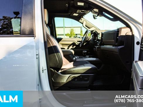 Used 2024 Chevrolet Silverado 1500 ZR2 w/ Technology Package AWD/4WD image 21