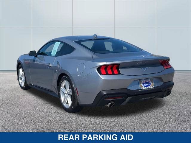 Used 2026 Ford Mustang Premium RWD image 3