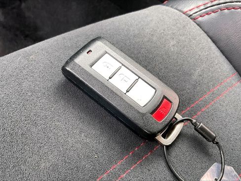 Used 2024 Mitsubishi Outlander Sport SE AWD/4WD image 11