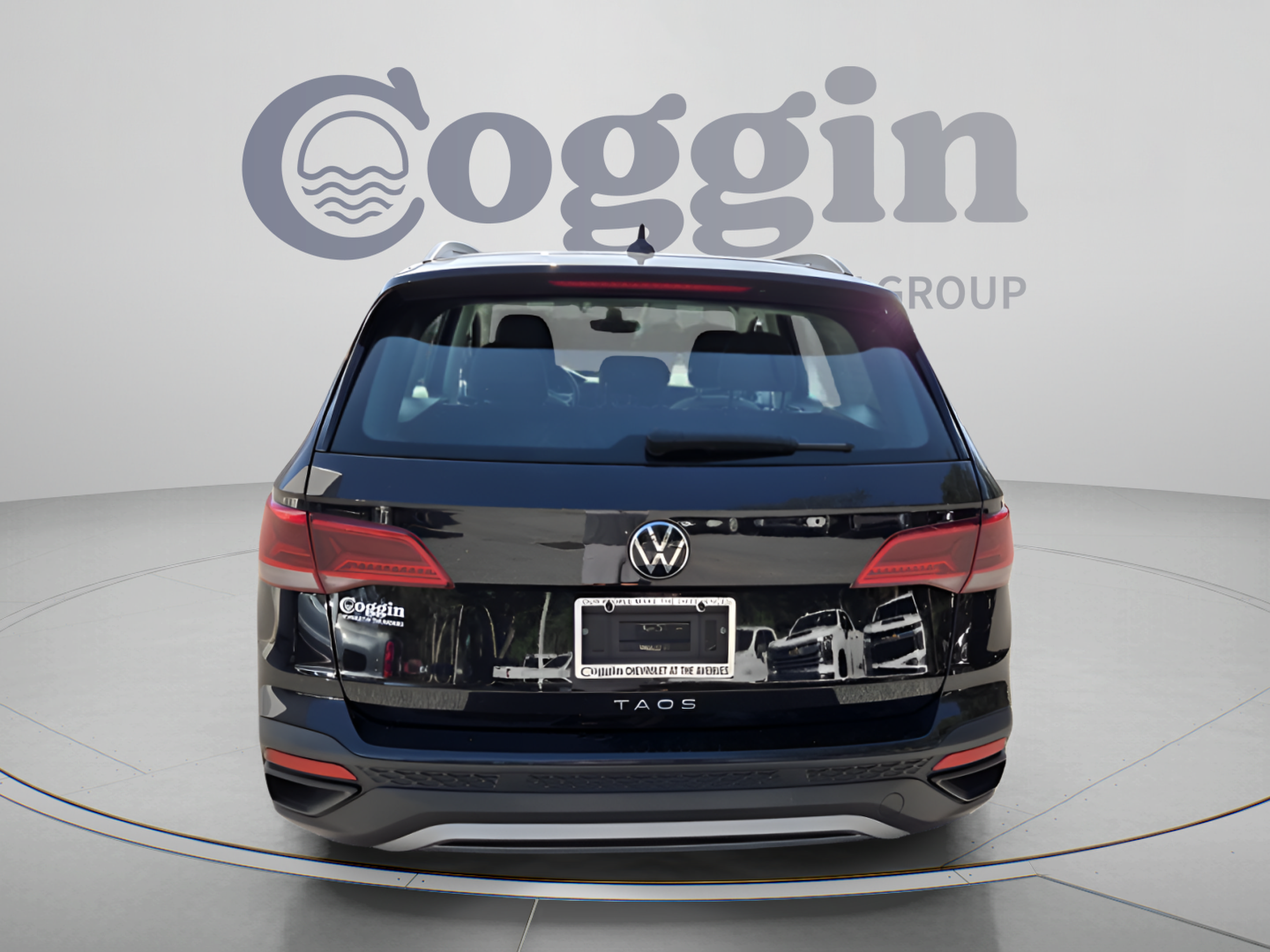 Used 2024 Volkswagen Taos S FWD image 4