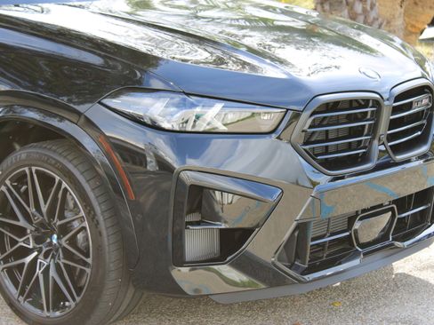 Used 2026 BMW X6 M Competition w/ Executive Package image 16