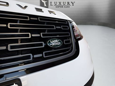 Used 2024 Land Rover Range Rover Velar S AWD/4WD image 16