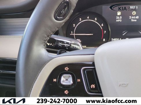 Used 2021 Lincoln Corsair AWD w/ Sport Package image 24