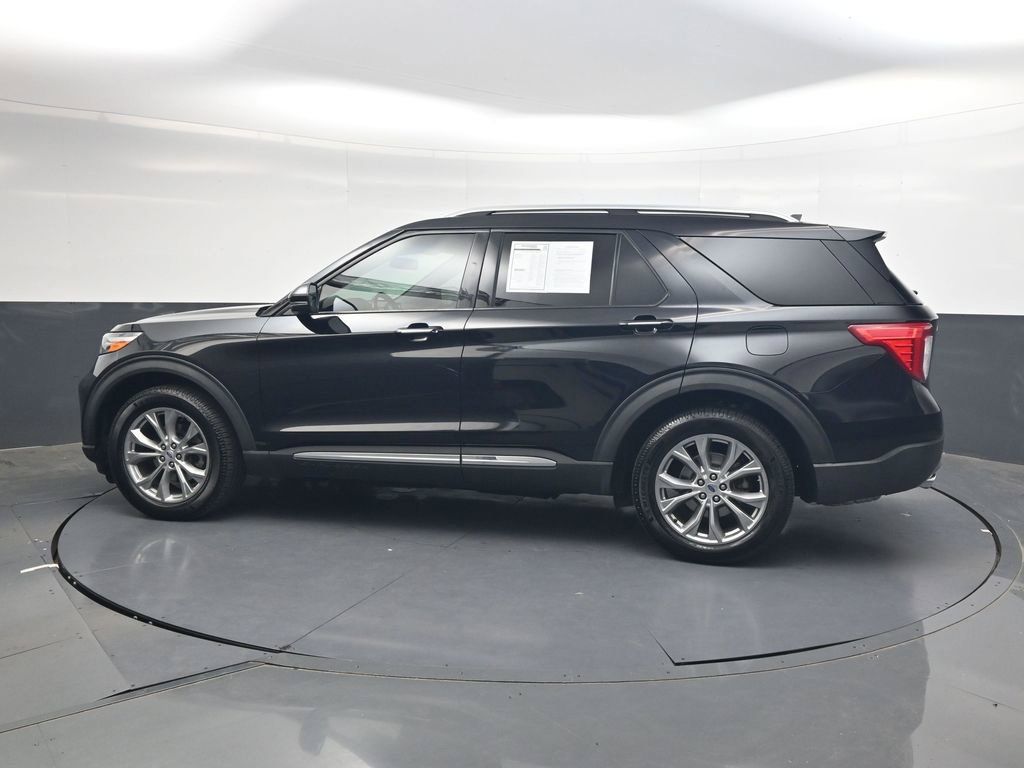 Used 2021 Ford Explorer Limited w/ Equipment Group 301A AWD/4WD image 11
