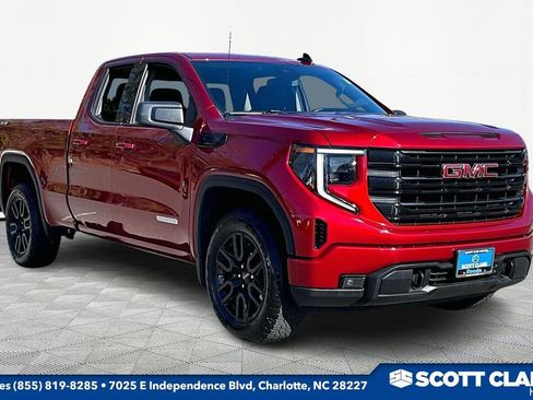 Used 2023 GMC Sierra 1500 Elevation image 1