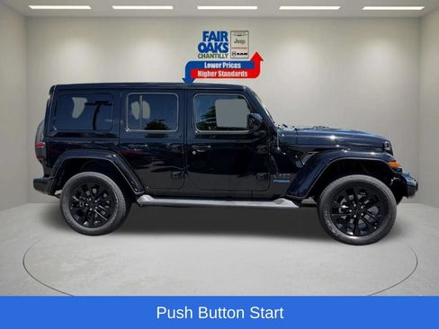 Used 2021 Jeep Wrangler Unlimited Sahara AWD/4WD image 6
