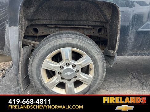 Used 2017 Chevrolet Silverado 2500 LTZ image 12