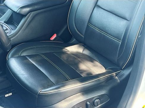 Used 2022 GMC Acadia Denali w/ Denali Technology Package AWD/4WD image 20