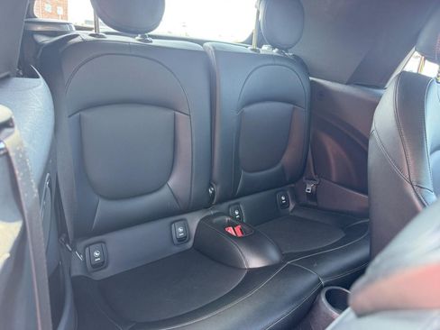 Used 2017 MINI Cooper S FWD image 11