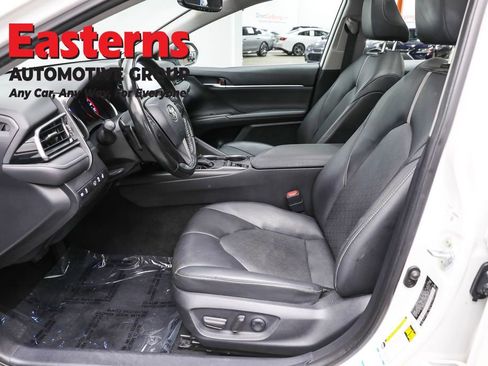 Used 2022 Toyota Camry XSE image 14