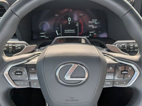 Used 2026 Lexus GX 550 AWD/4WD image 25