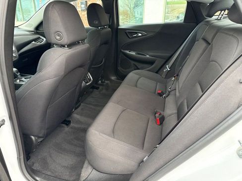 Used 2024 Chevrolet Malibu LT image 14