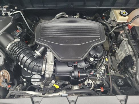 Used 2018 GMC Acadia SLT image 30