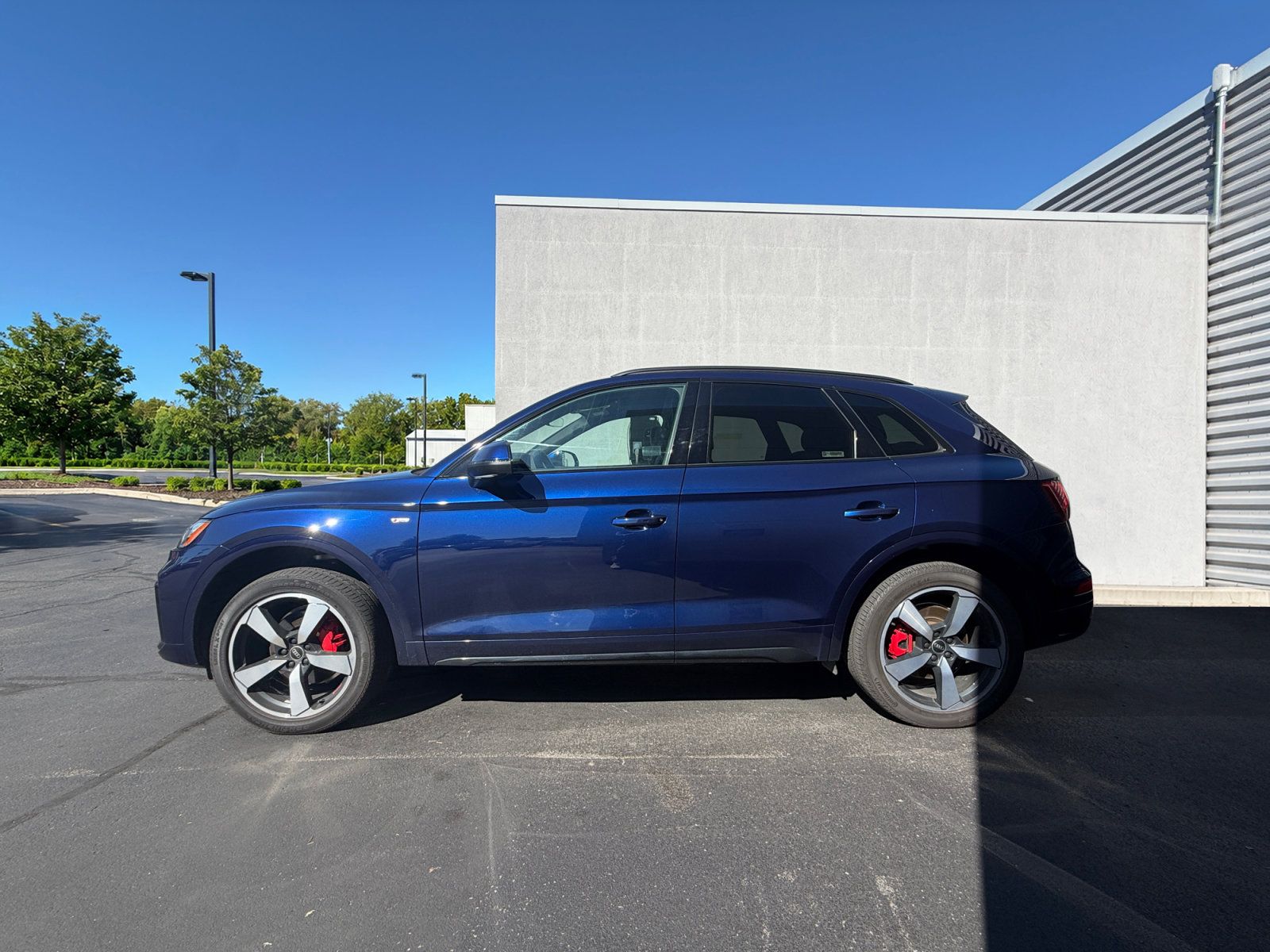 Used 2024 Audi Q5 2.0T Premium Plus AWD/4WD image 2