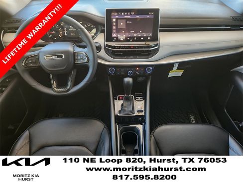 Used 2024 Jeep Compass Limited image 24