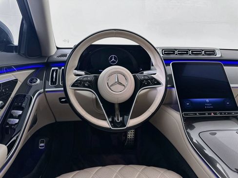 Used 2025 Mercedes-Benz S 580 4MATIC Sedan image 25