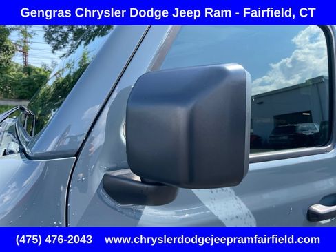 Certified 2025 Jeep Gladiator Mojave w/ Safety Group AWD/4WD image 13