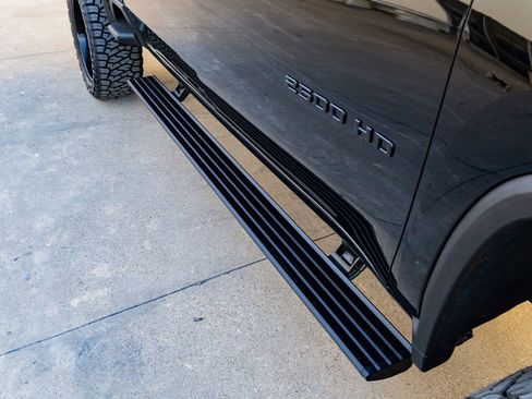 Used 2024 Chevrolet Silverado 2500 LTZ w/ LTZ Plus Package image 13