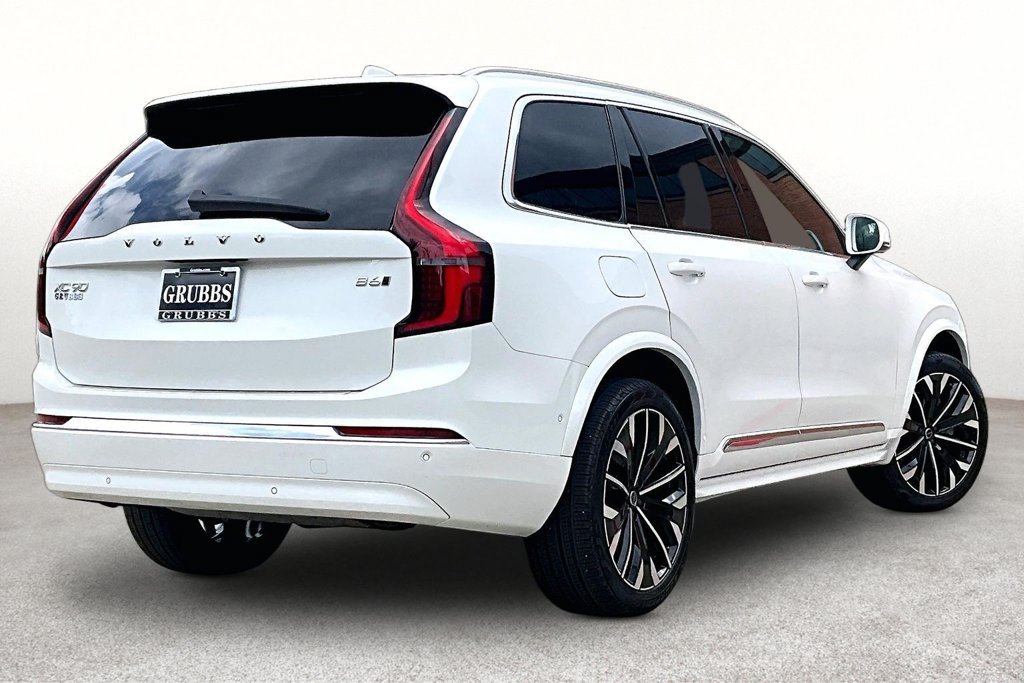 Used 2026 Volvo XC90 B6 Plus AWD/4WD image 2