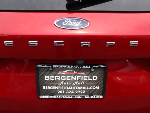 Used 2025 Ford Escape ST-Line Select AWD/4WD image 57