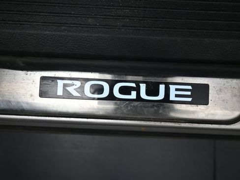 Used 2023 Nissan Rogue Platinum w/ Platinum Premium Package AWD/4WD image 24